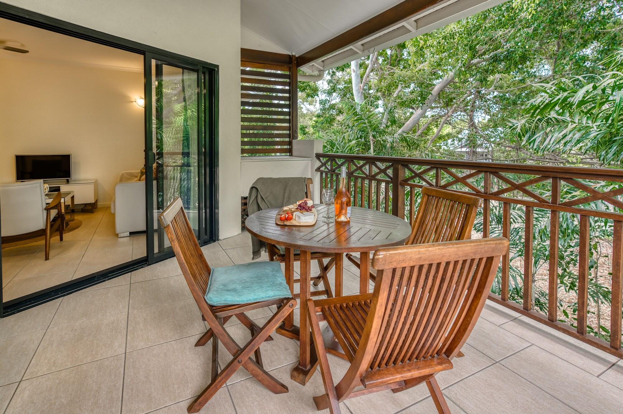 Freestyle Resort Port Douglas Exterior photo
