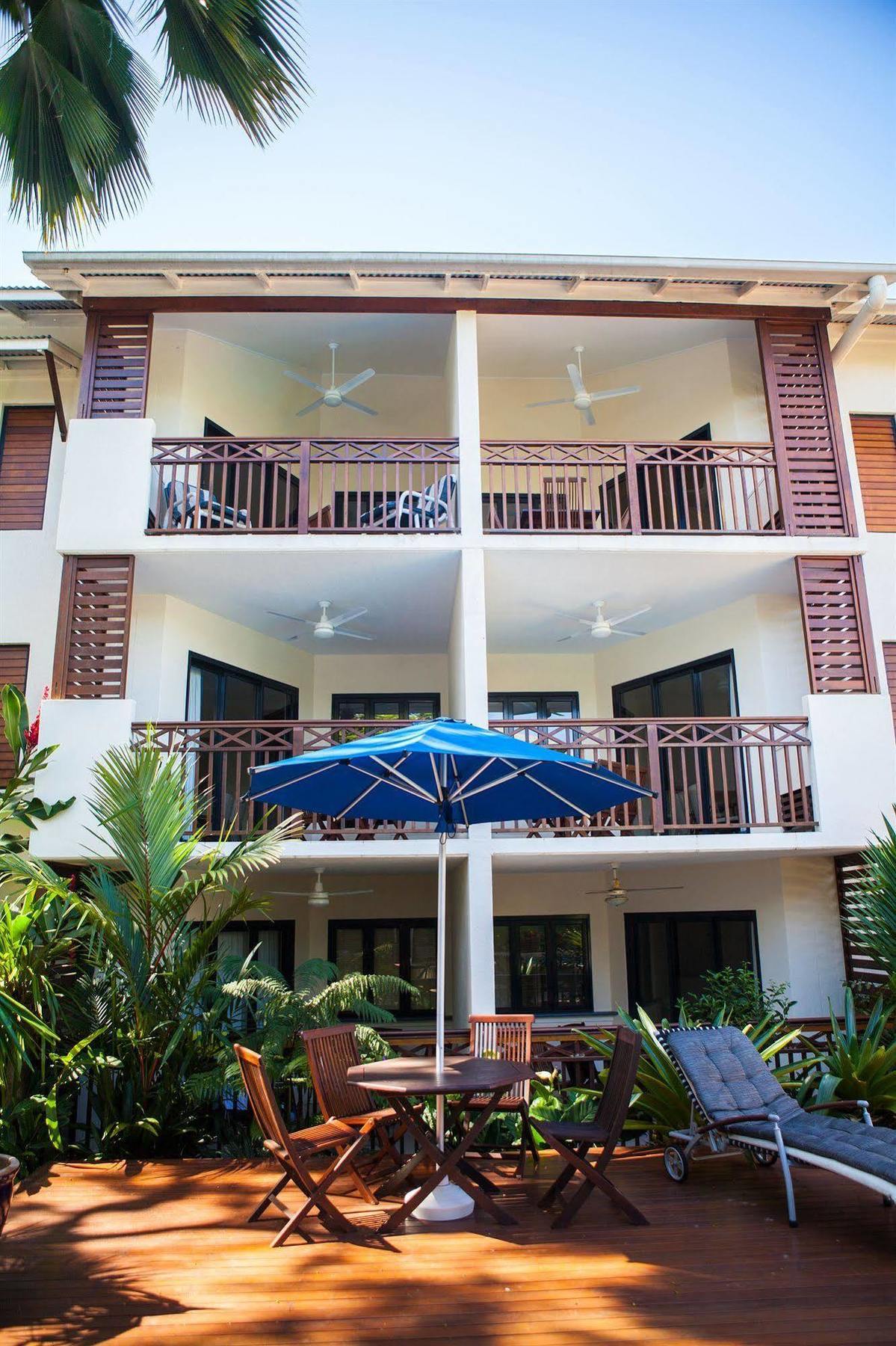 Freestyle Resort Port Douglas Exterior photo