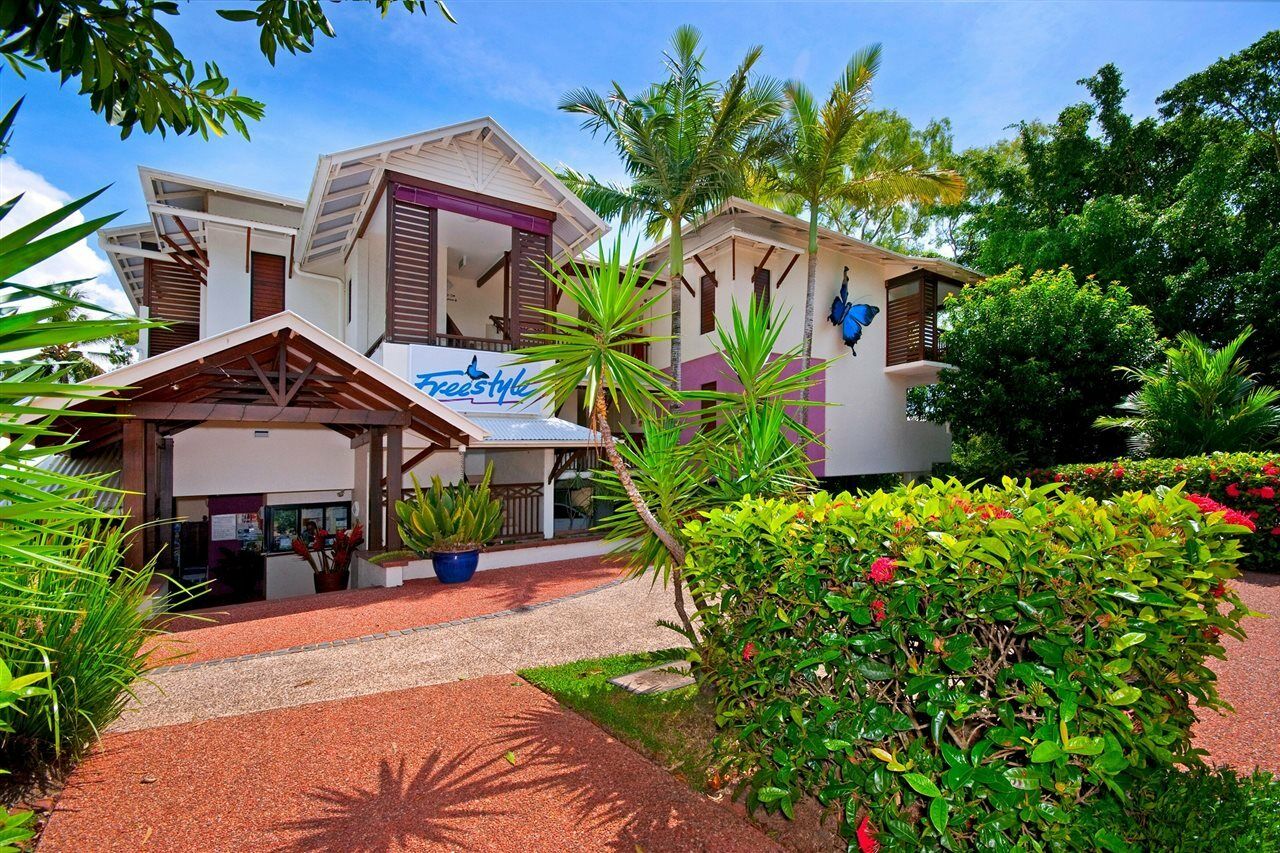 Freestyle Resort Port Douglas Exterior photo